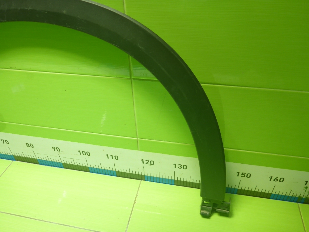 Накладка переднего крыла правого