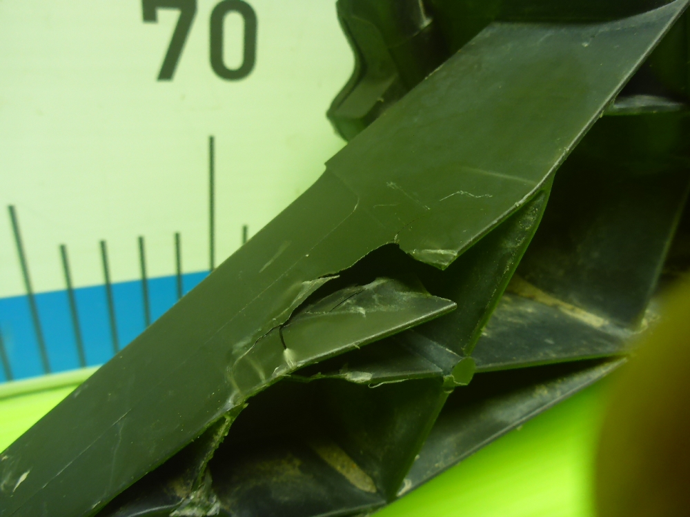 Фара противотуманная правая