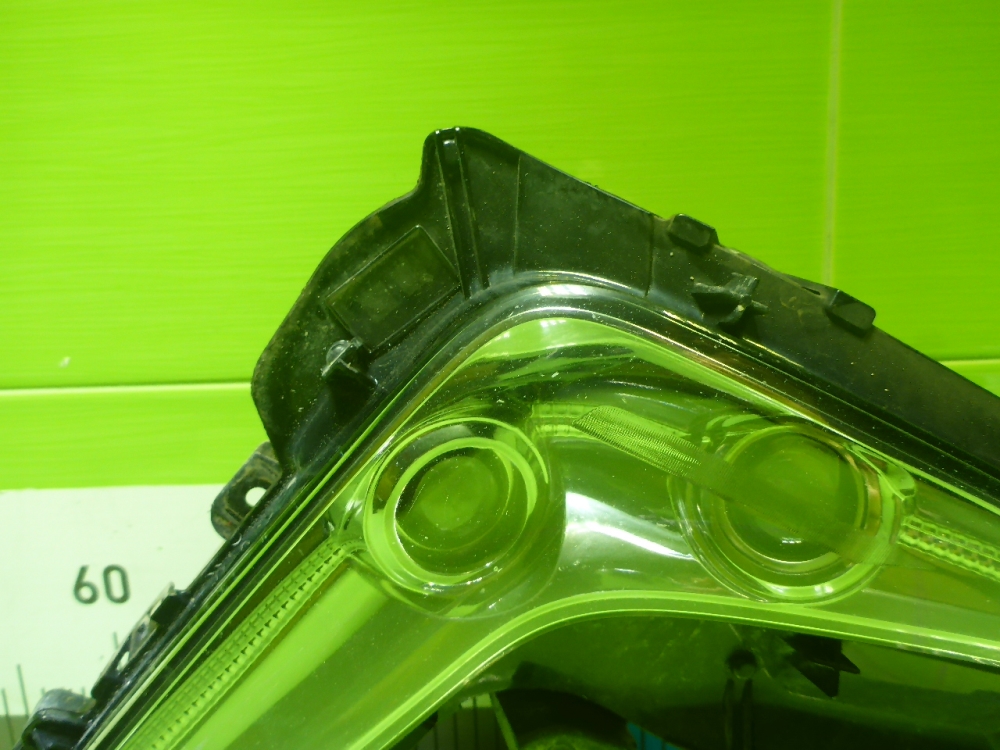 Фара противотуманная правая