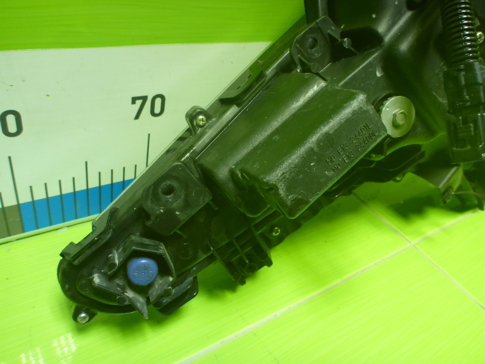 Фара противотуманная левая