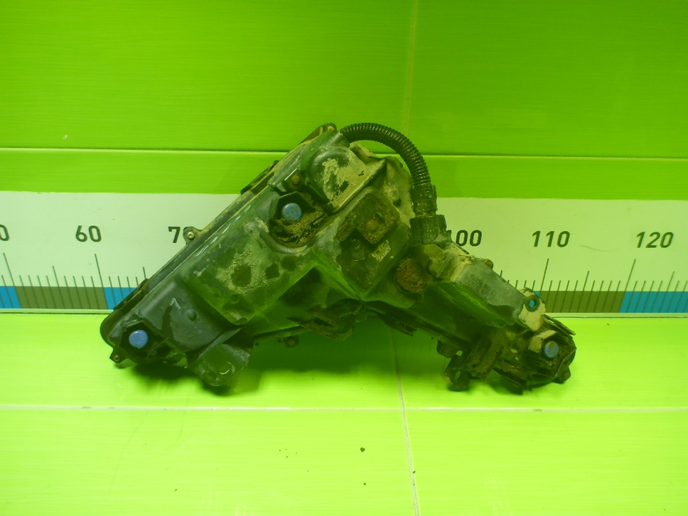 Фара противотуманная правая