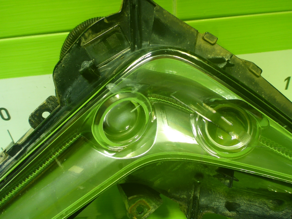 Фара противотуманная правая