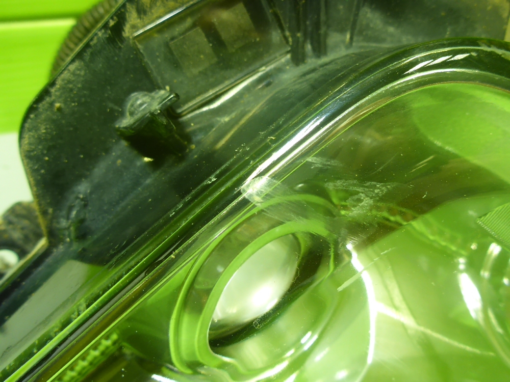 Фара противотуманная правая