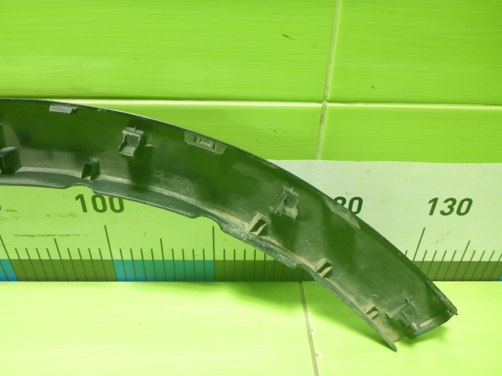 Накладка заднего крыла правого