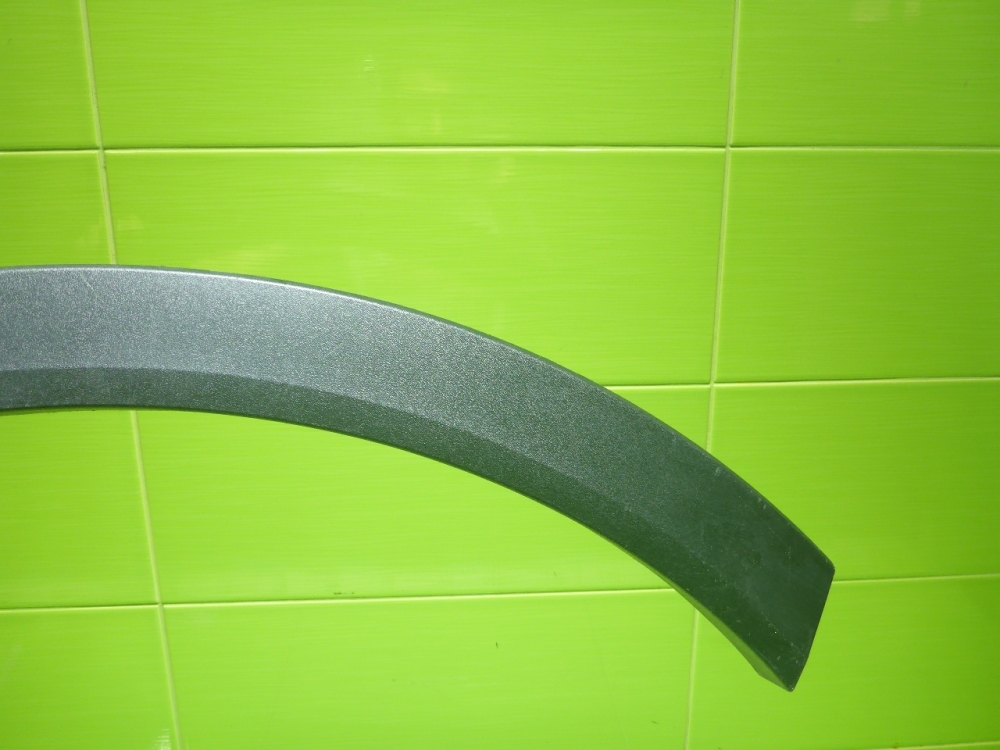 Накладка заднего крыла правого