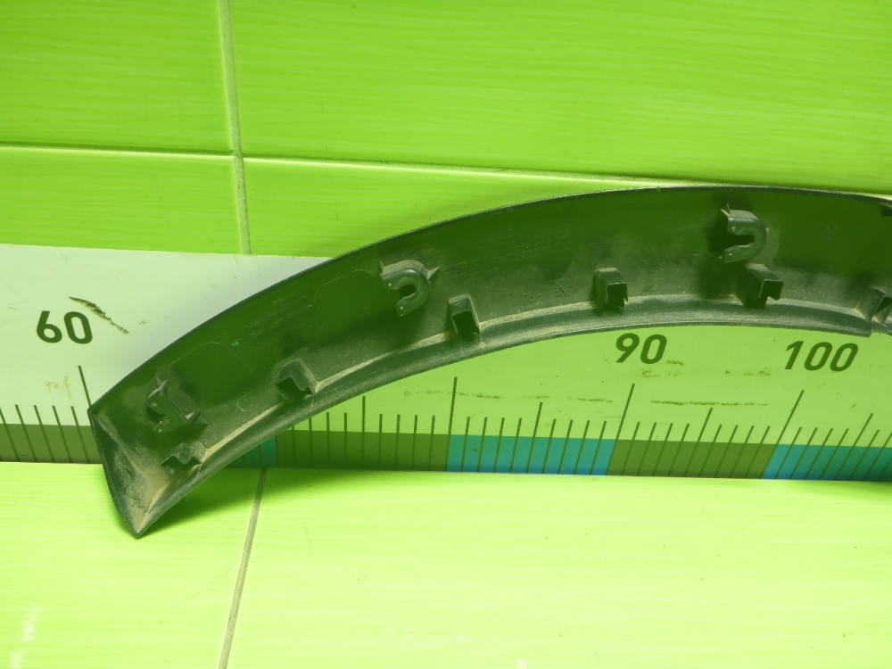 Накладка заднего крыла правого