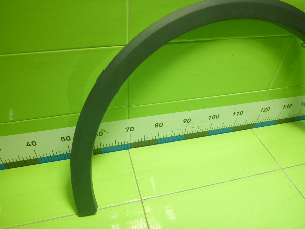 Накладка переднего крыла левого