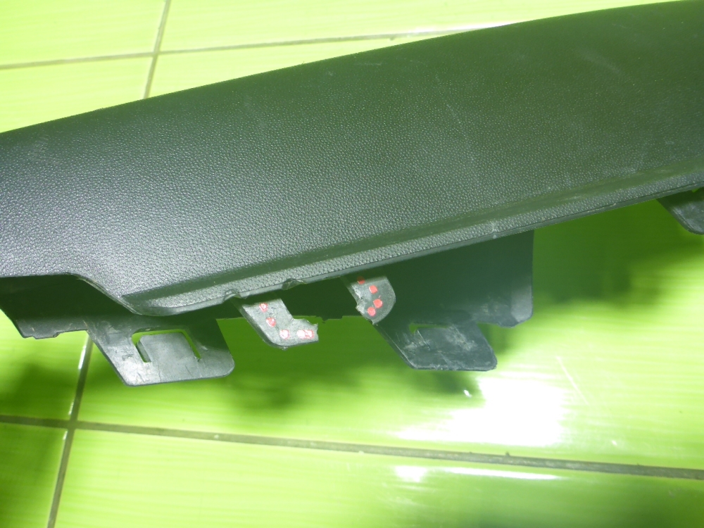 Накладка переднего бампера правая