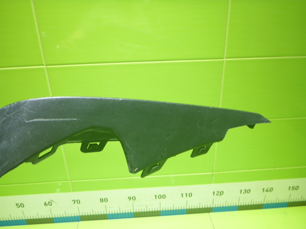 Накладка переднего бампера правая