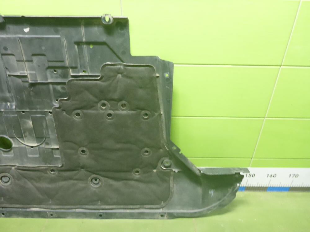 Пыльник двигателя