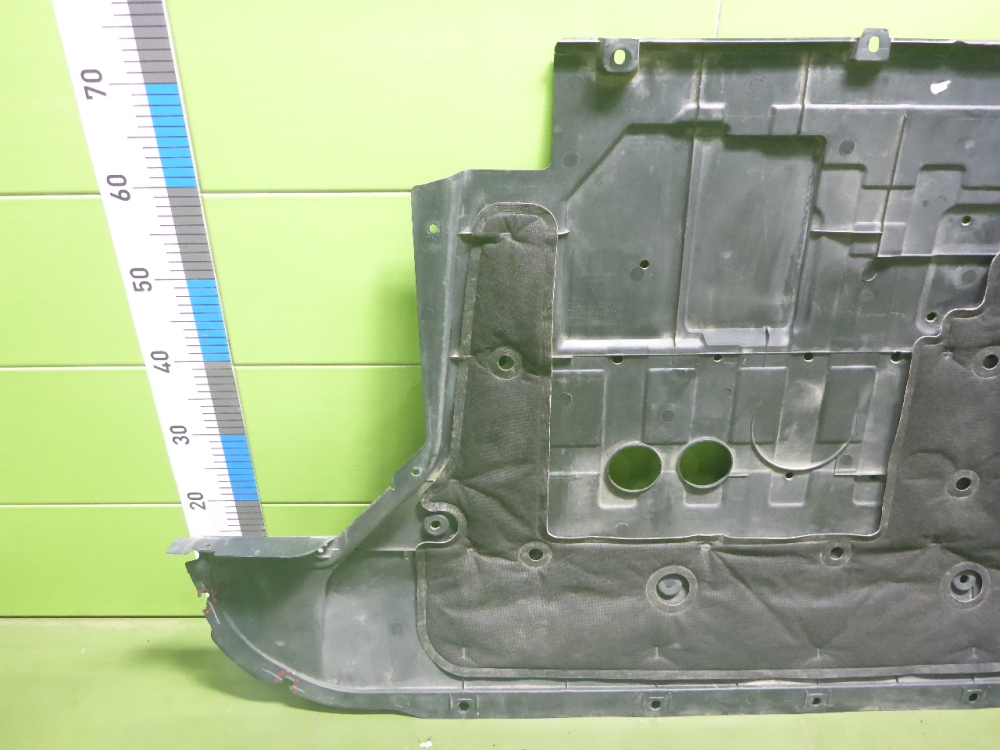 Пыльник двигателя