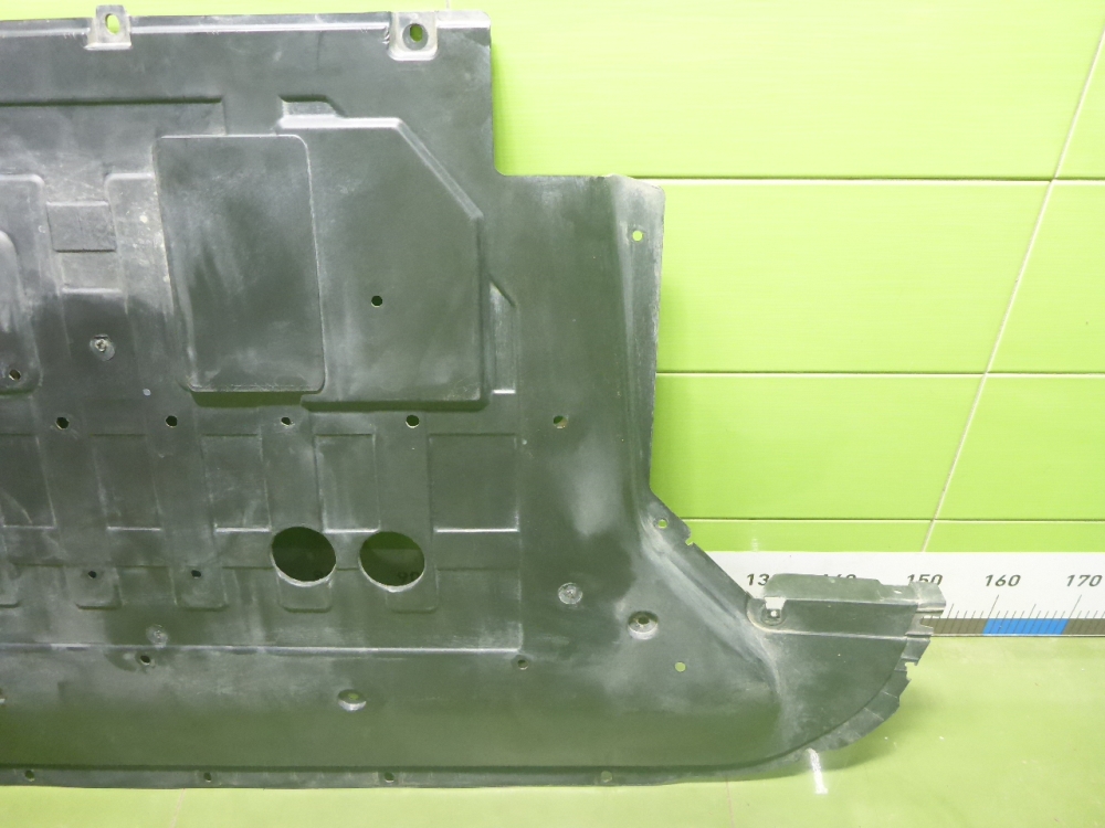 Пыльник двигателя