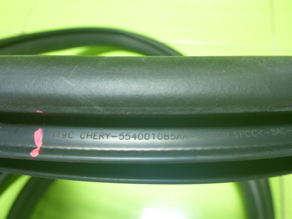 Уплотнитель двери