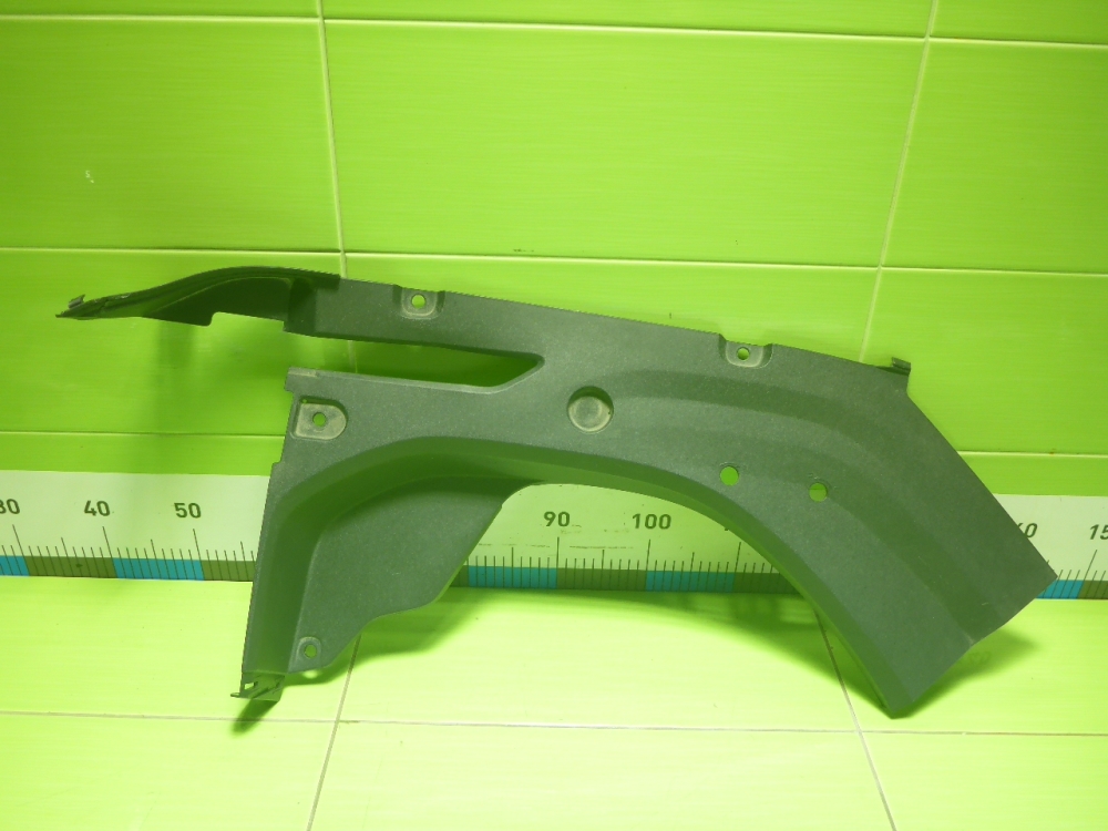 Накладка переднего крыла левого