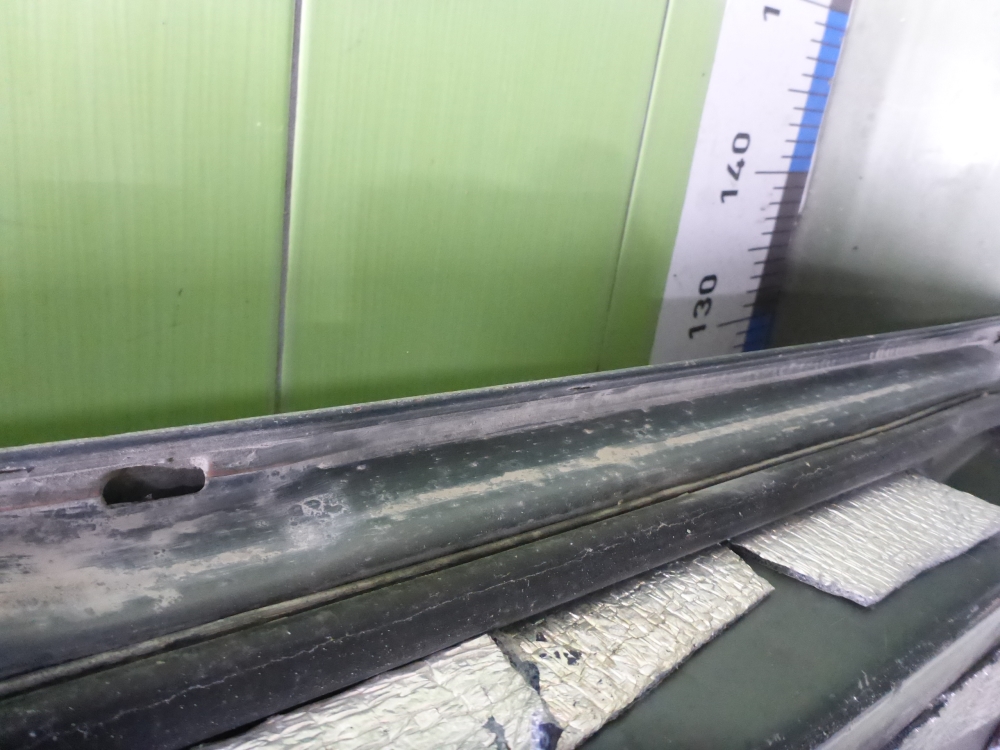 Дверь передняя левая