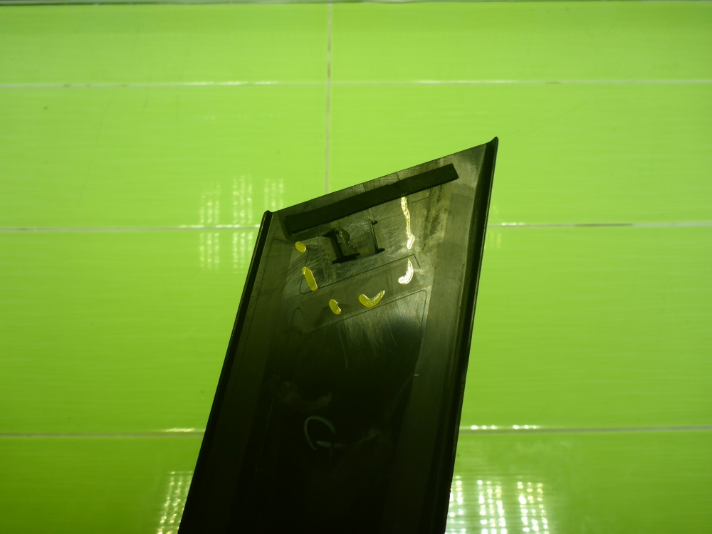 Накладка двери задней левой