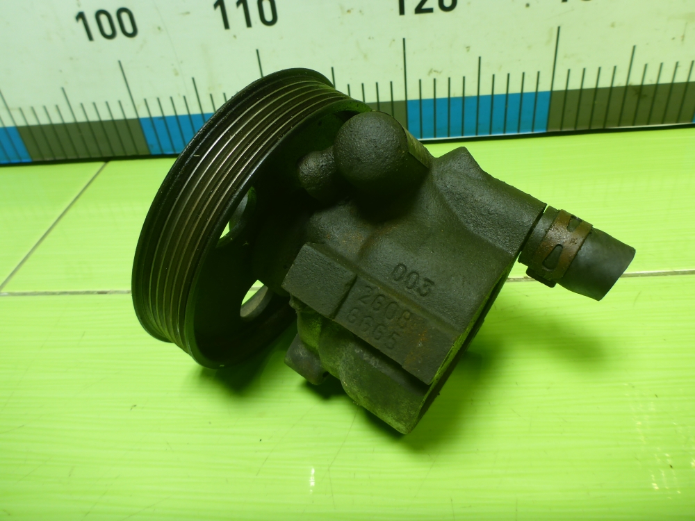 Насос ГУР (гидроусилитель руля)