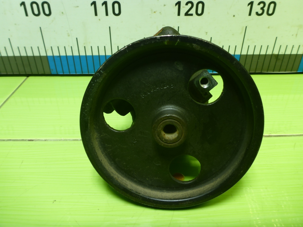 Насос ГУР (гидроусилитель руля)