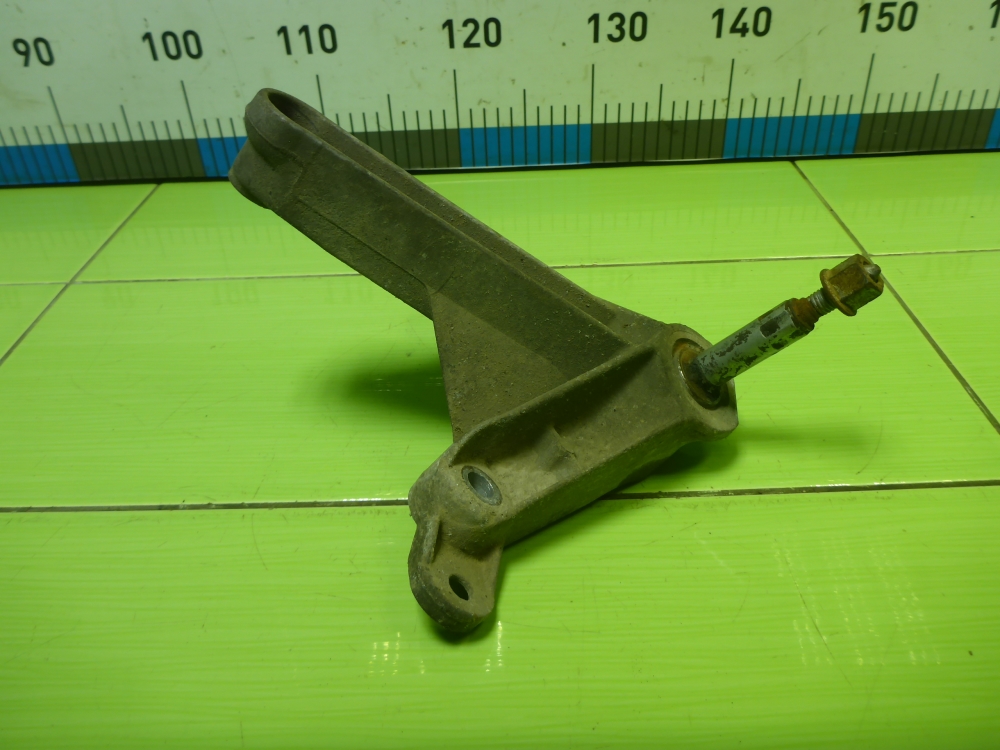 Кронштейн КПП