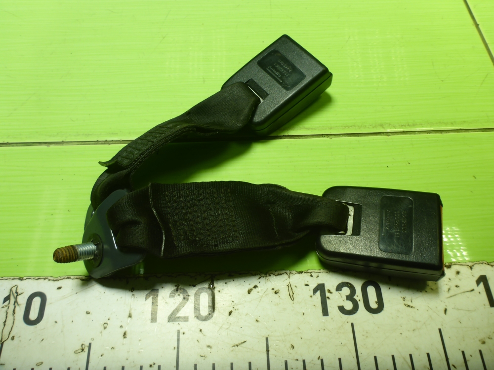 Ответная часть ремня безопасности