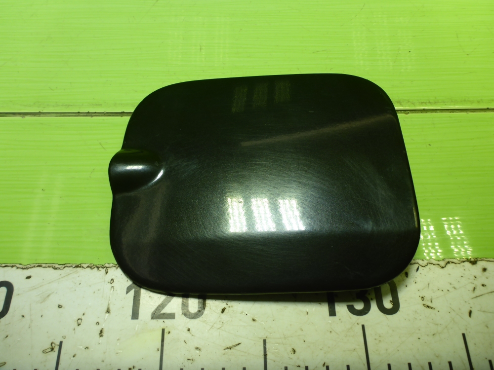 Лючок бензобака