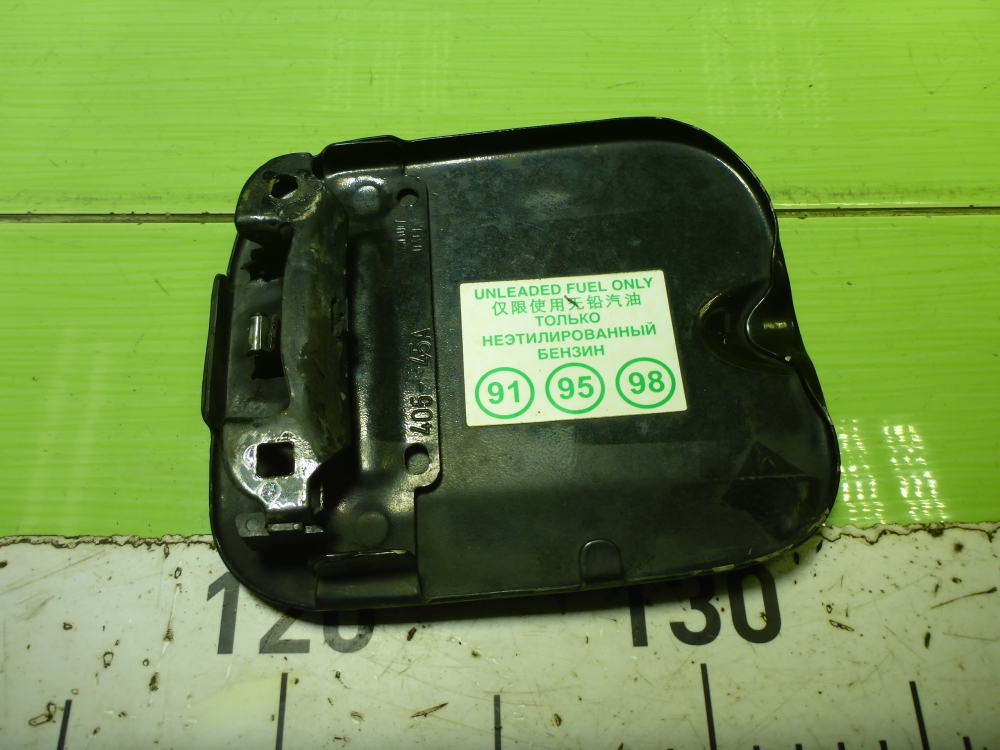 Лючок бензобака