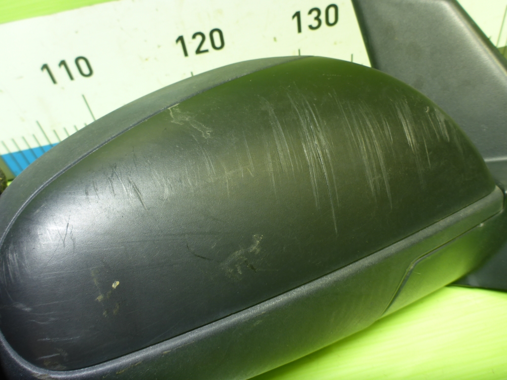 Зеркало правое электрическое