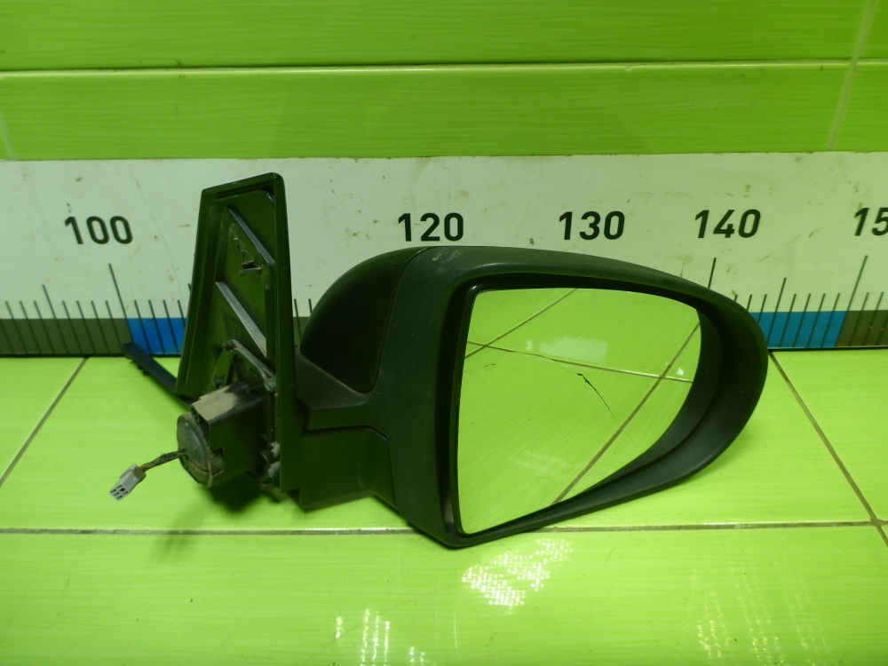 Зеркало правое электрическое