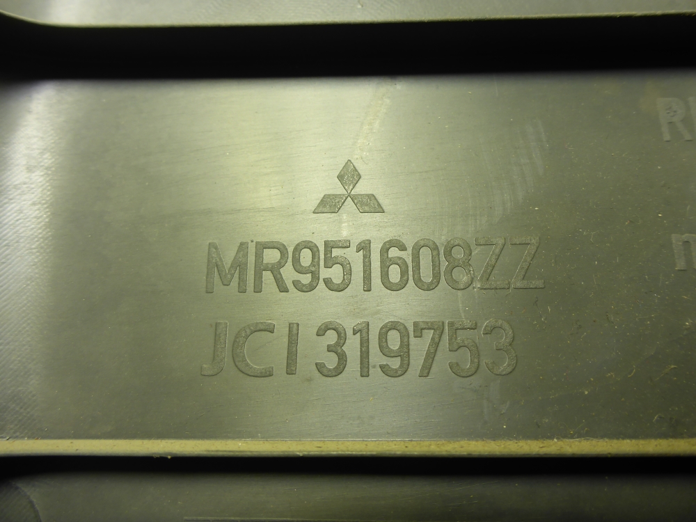 Обшивка стойки