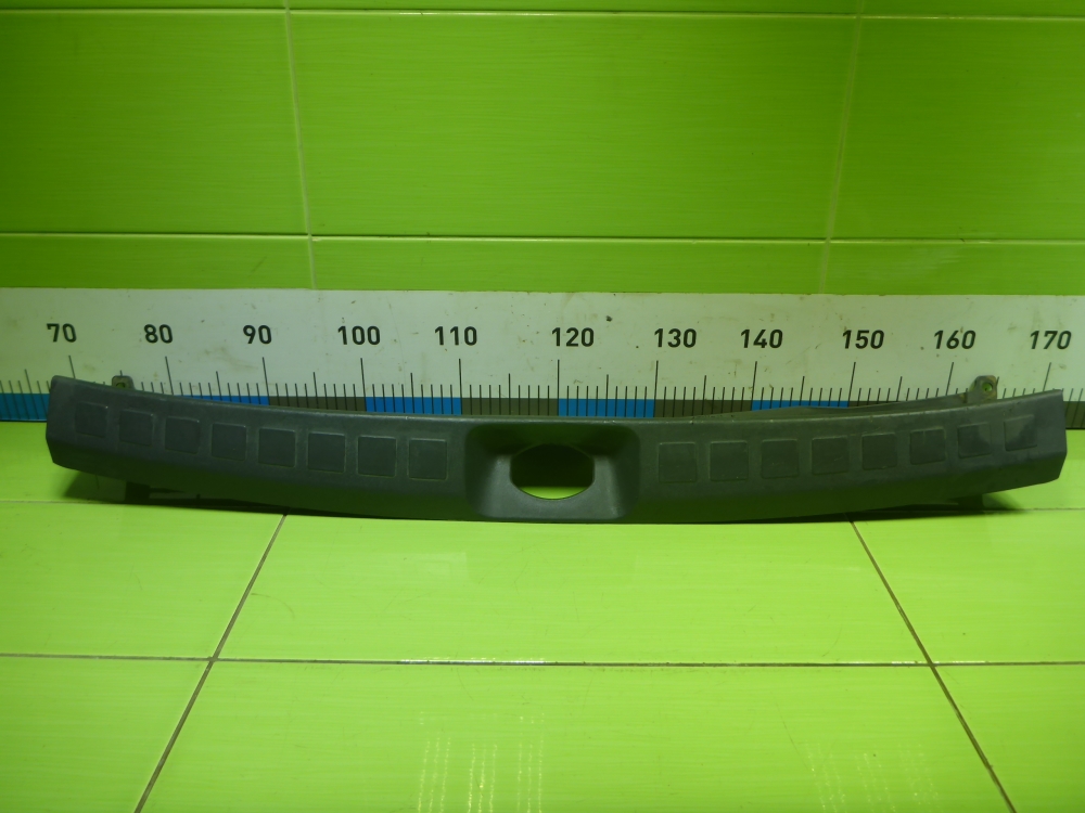 Обшивка багажника