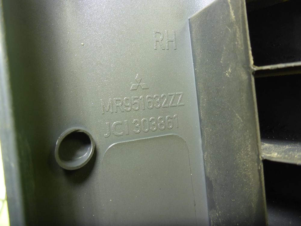 Обшивка стойки