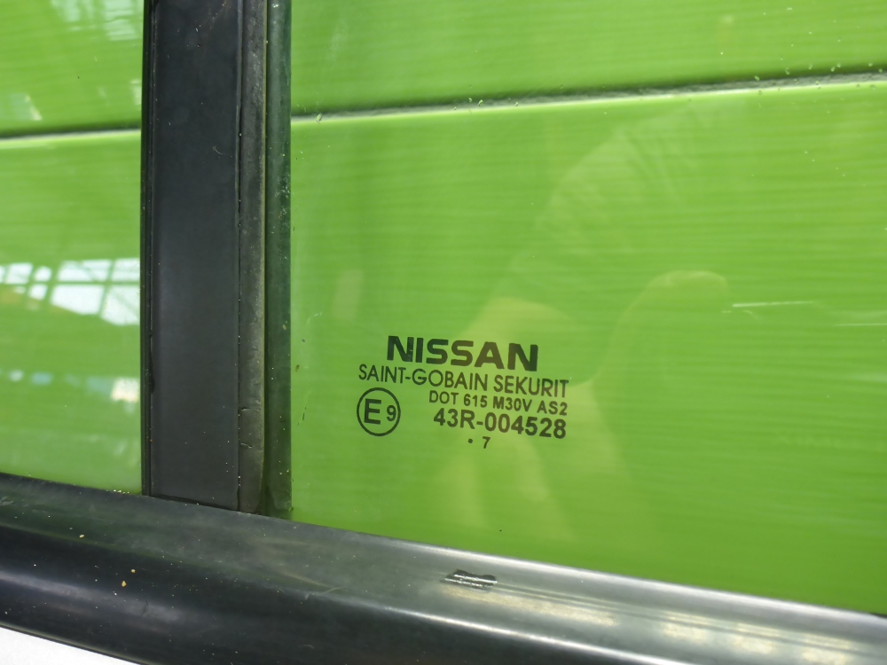 Дверь задняя правая