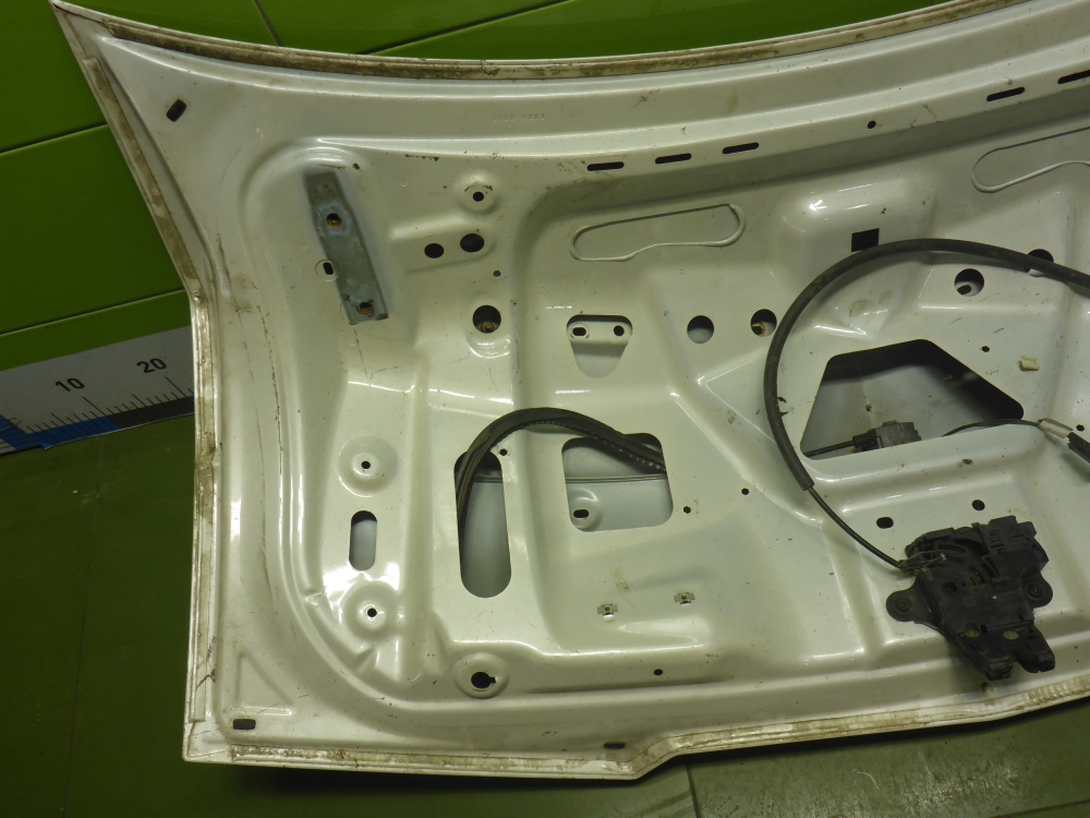 Крышка багажника