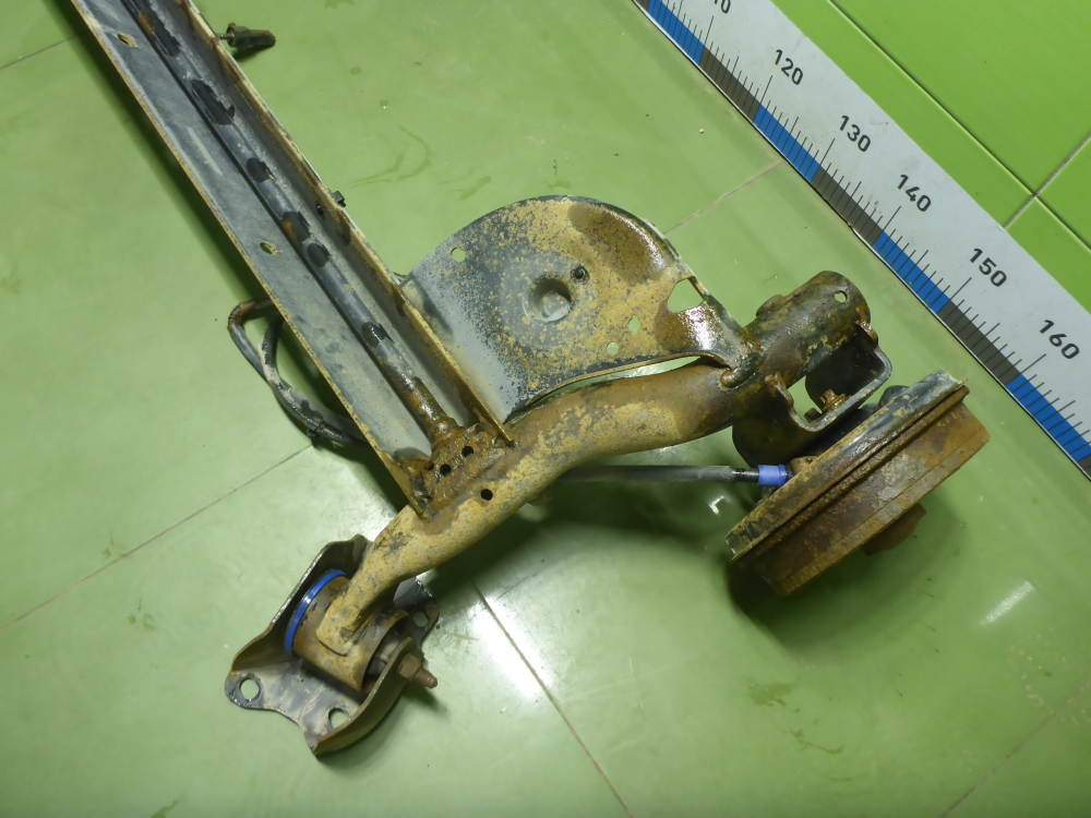 Балка задняя