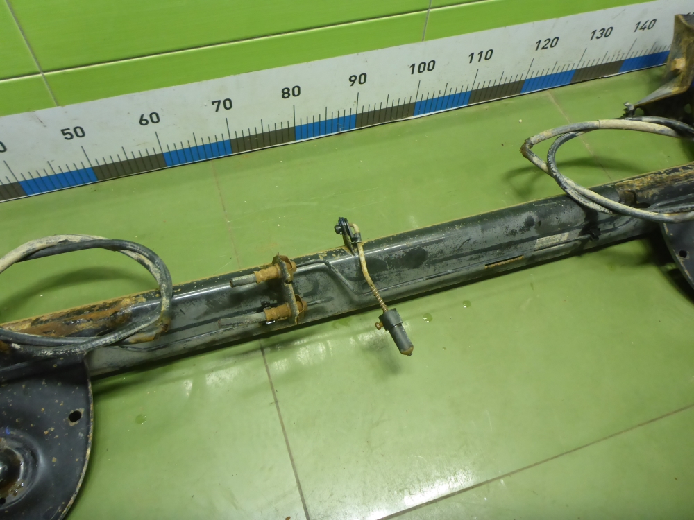 Балка задняя