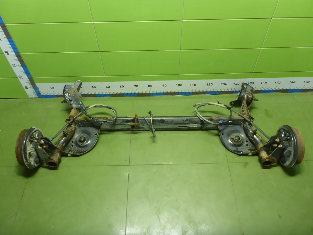 Балка задняя