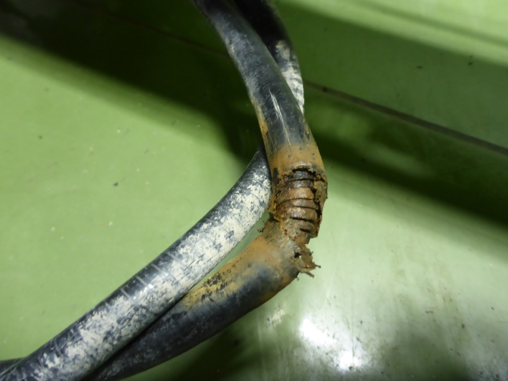 Балка задняя