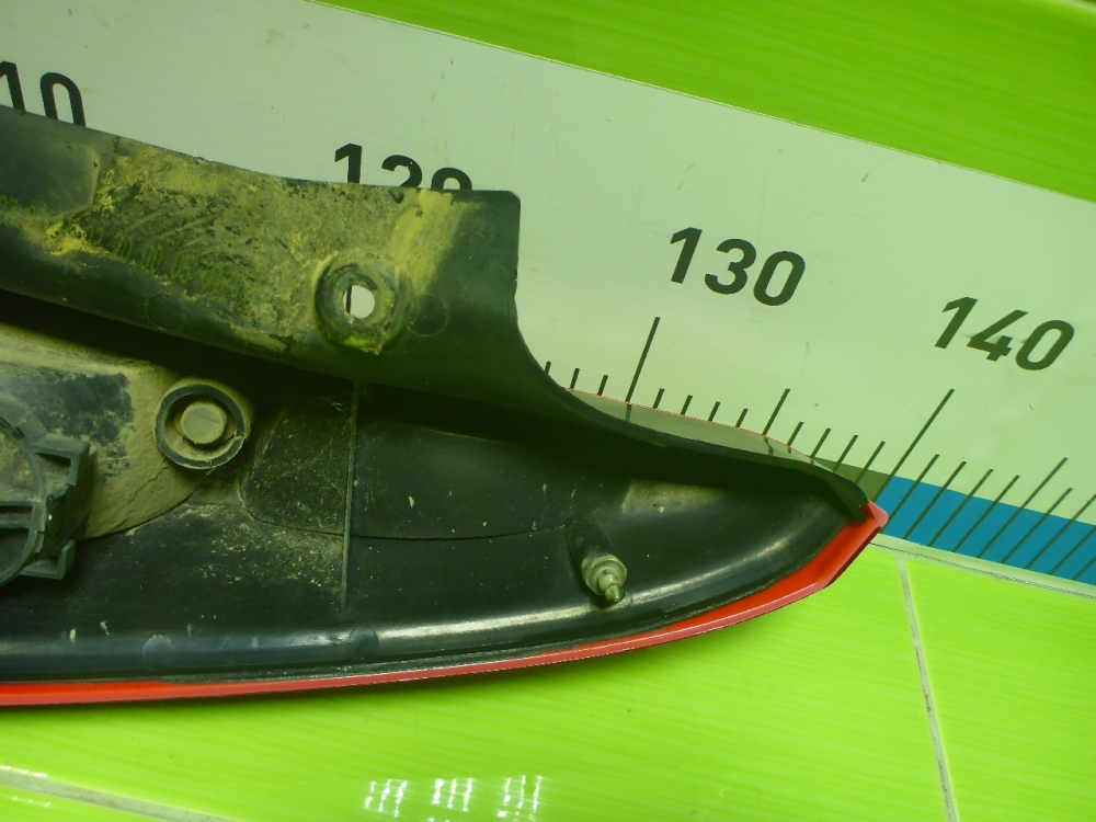 Фонарь задний левый