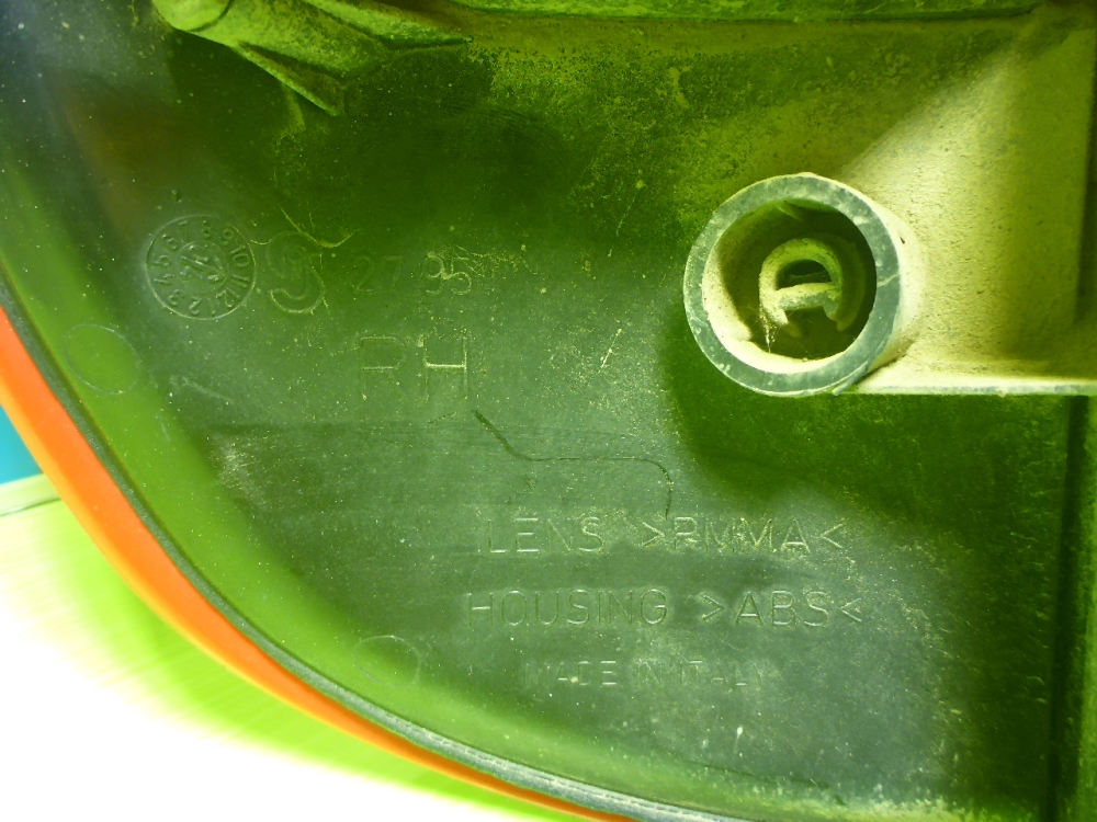 Фонарь задний правый