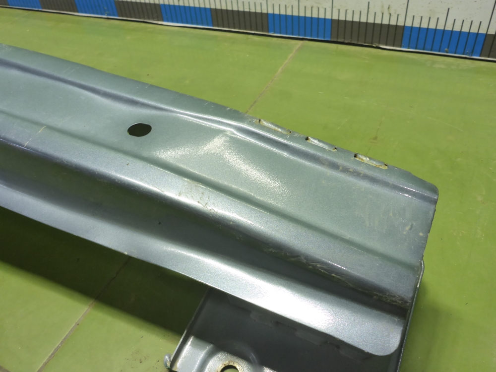 Усилитель заднего бампера