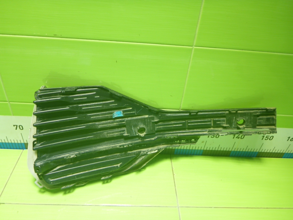 Накладка переднего бампера левая