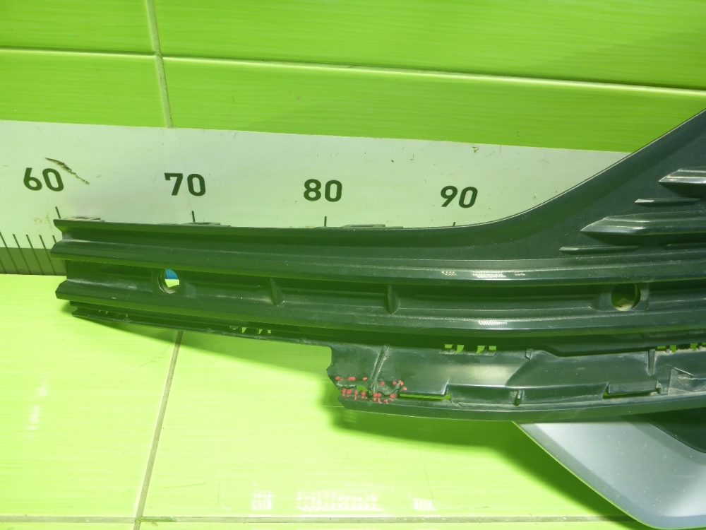 Накладка переднего бампера левая