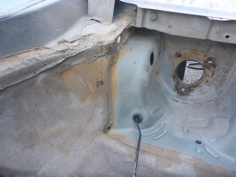 Лонжерон передний правый