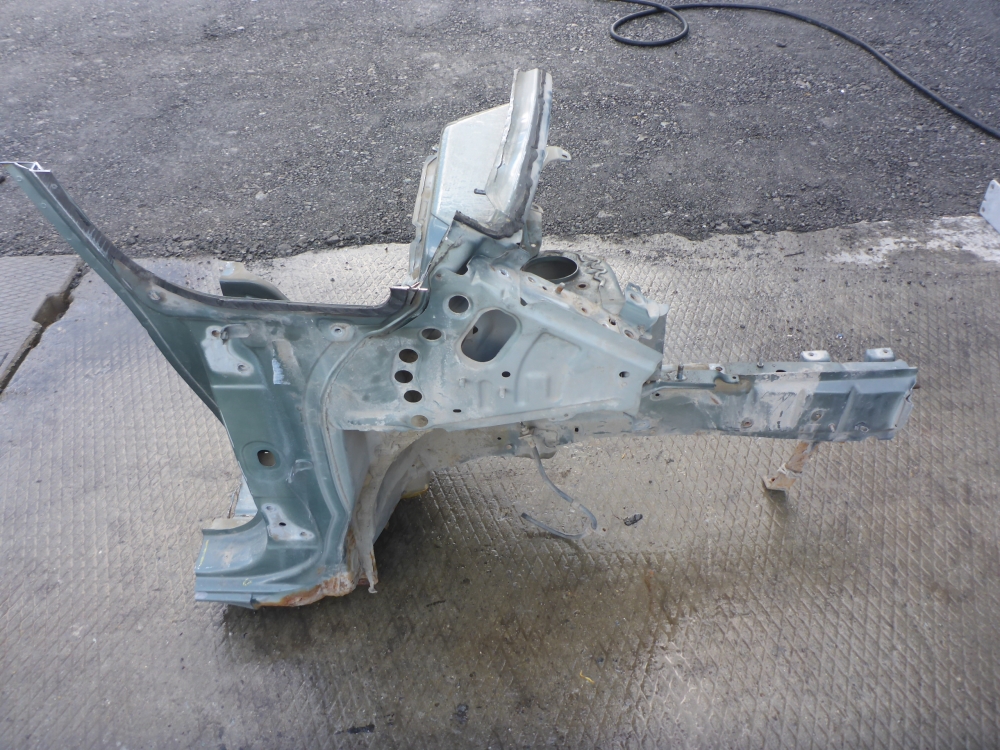 Лонжерон передний правый