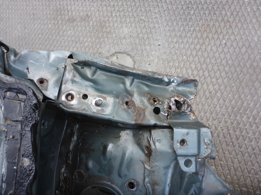 Лонжерон передний левый