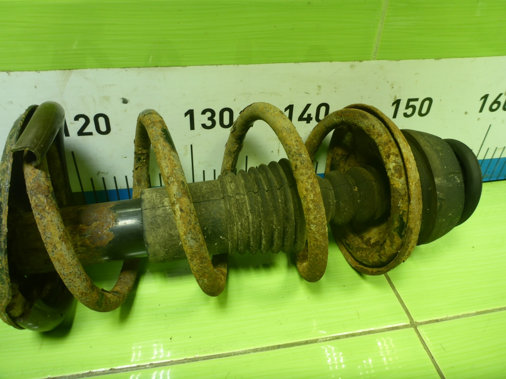 Амортизатор передний