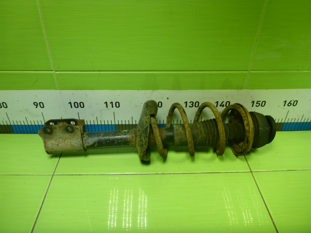 Амортизатор передний