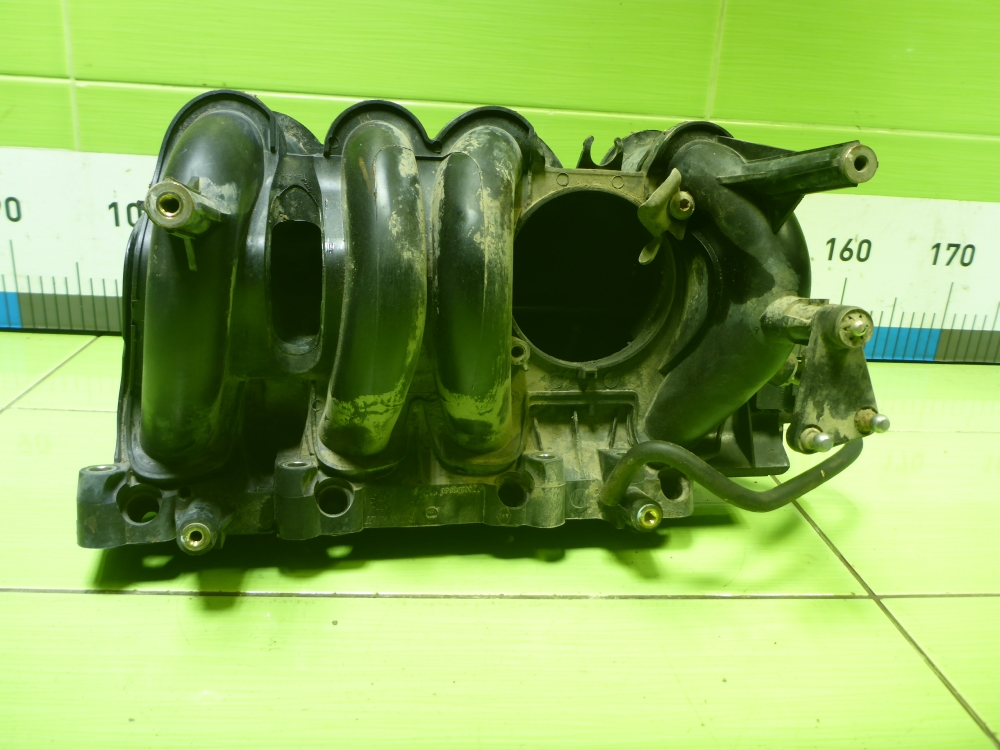 Коллектор впускной