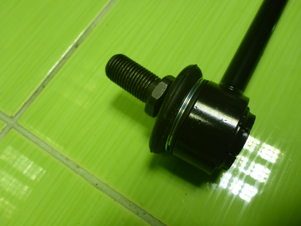 Стойка переднего стабилизатора