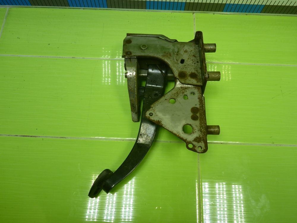 Блок педалей